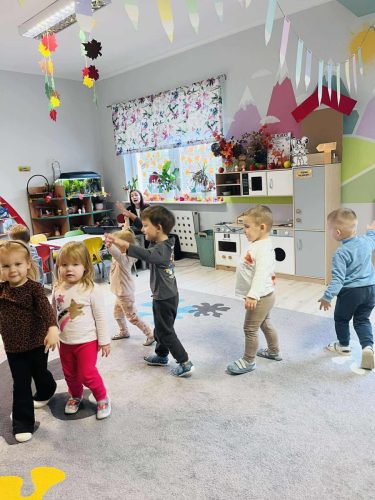 582074384 1544432810131969 2694437397443605512 n