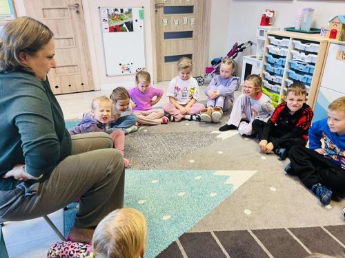 579497083 2319828478470070 6676357085932300817 n